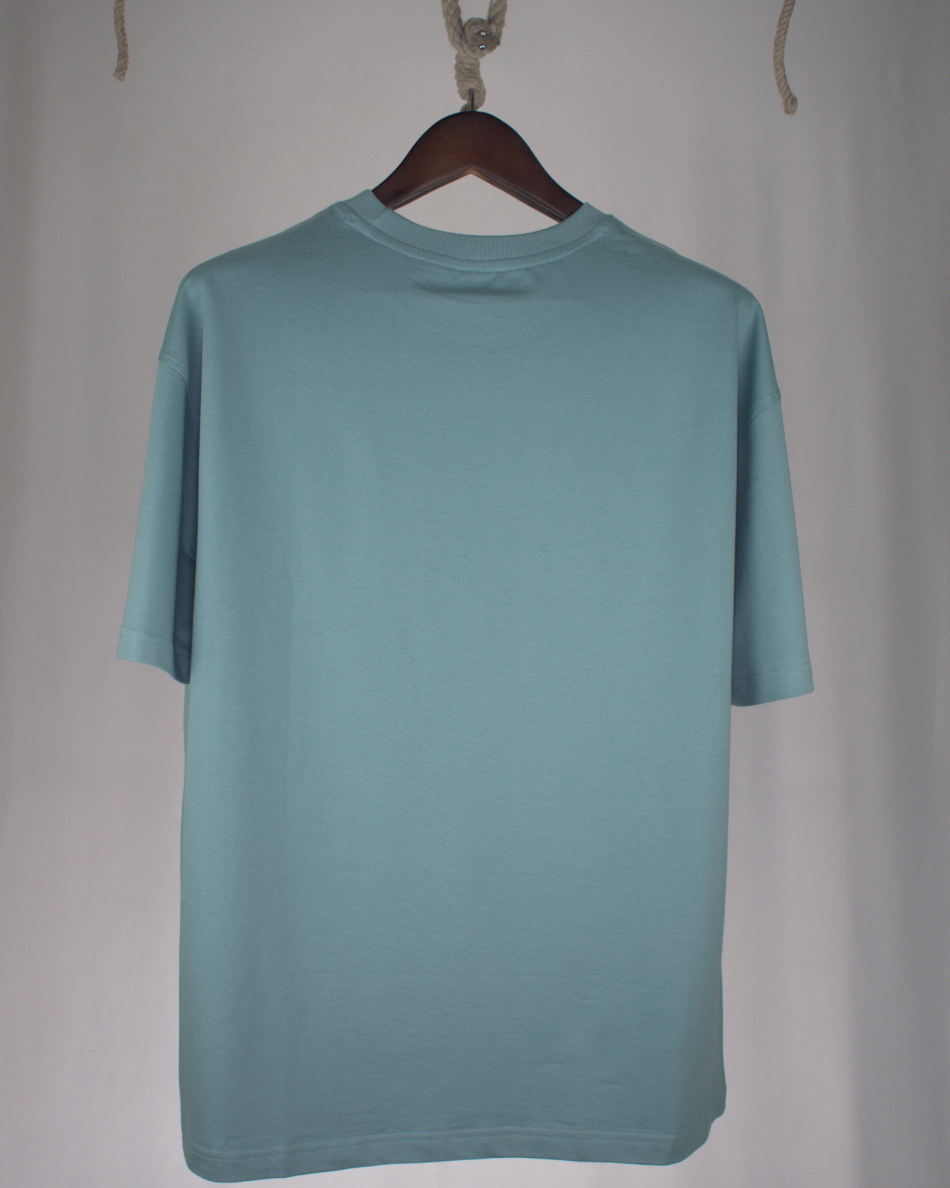 Signature Basics — Orversized T-Shirt (240 GSM)