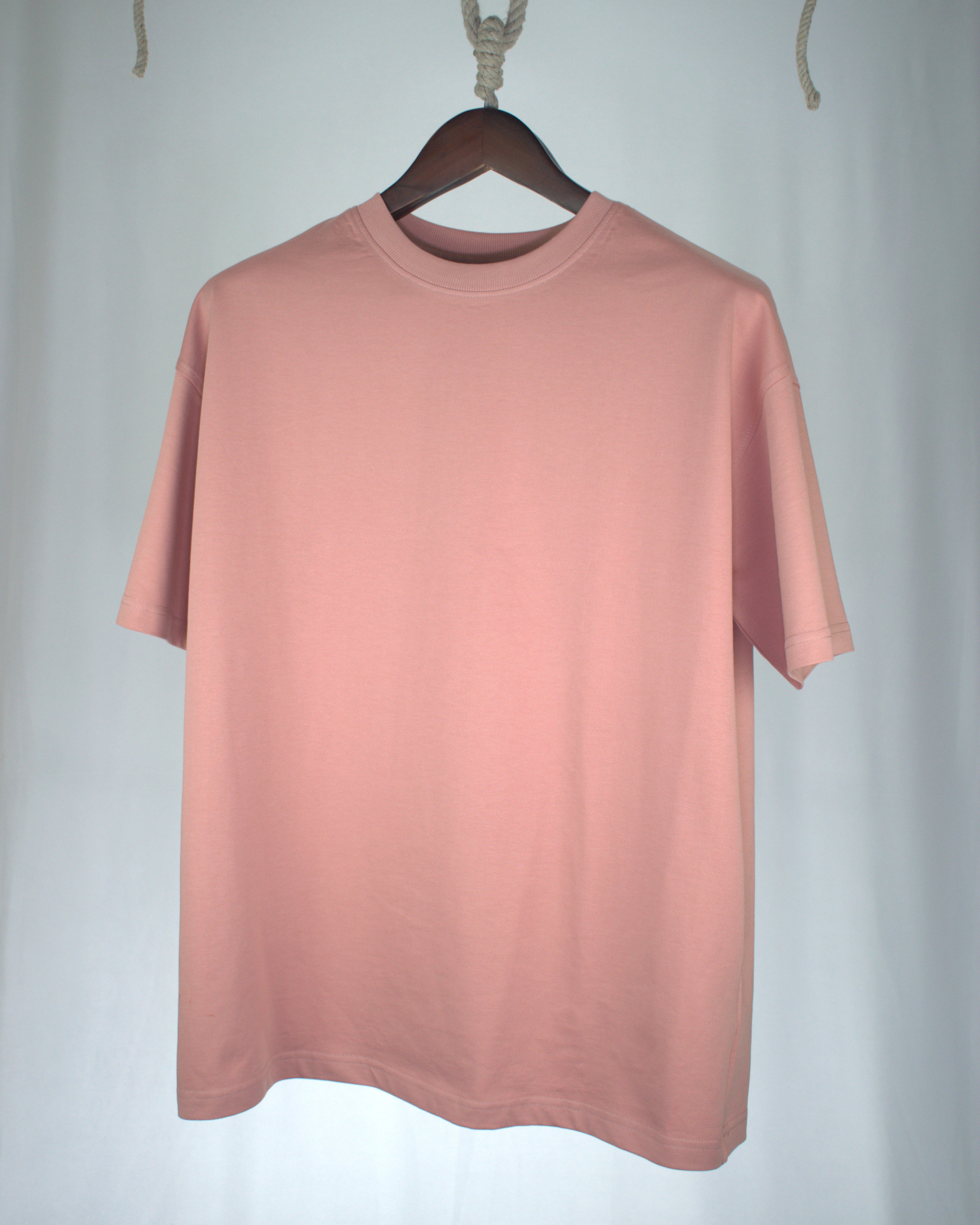 Signature Basics — Orversized T-Shirt (240 GSM)