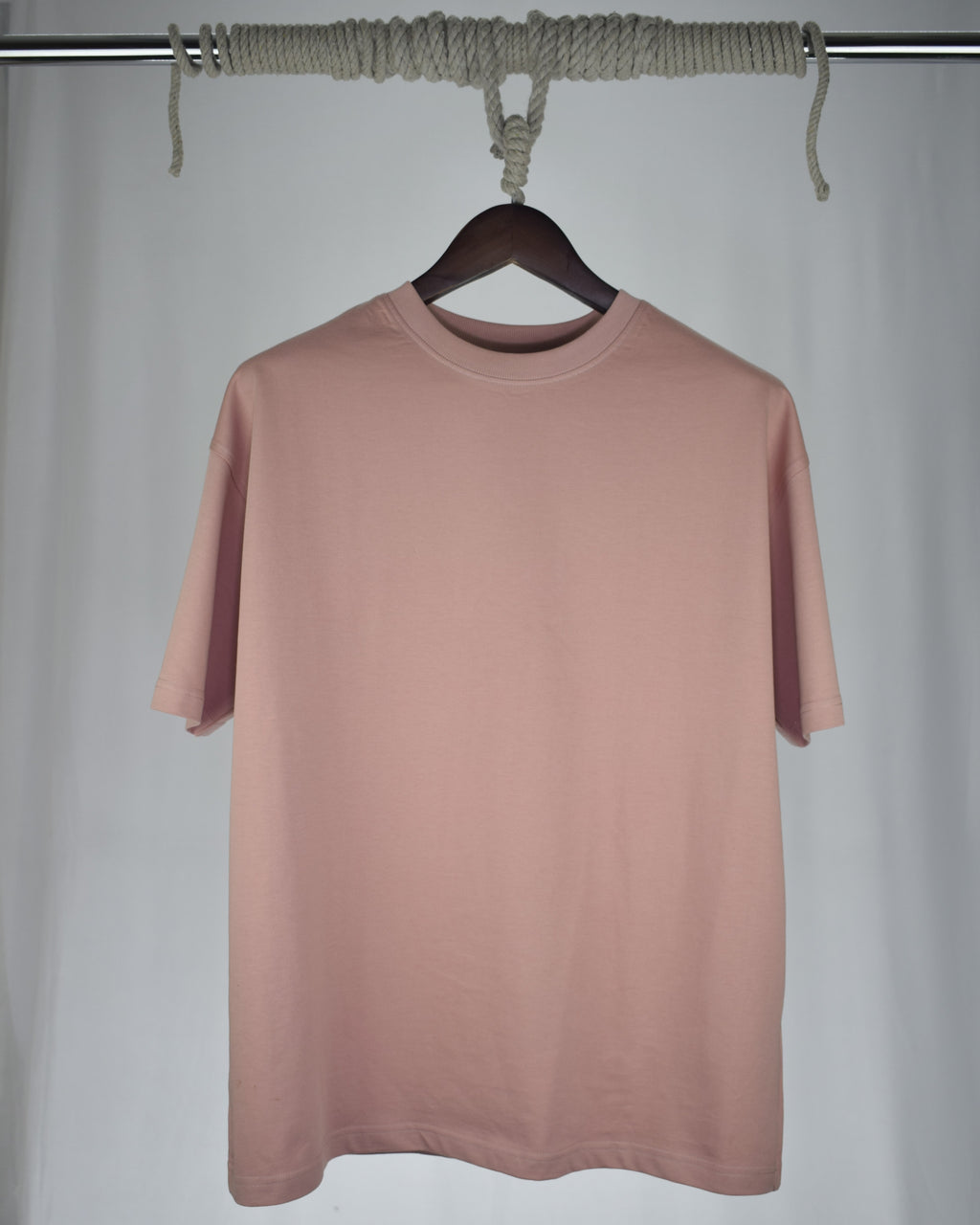 Signature Basics — Orversized T-Shirt (240 GSM)