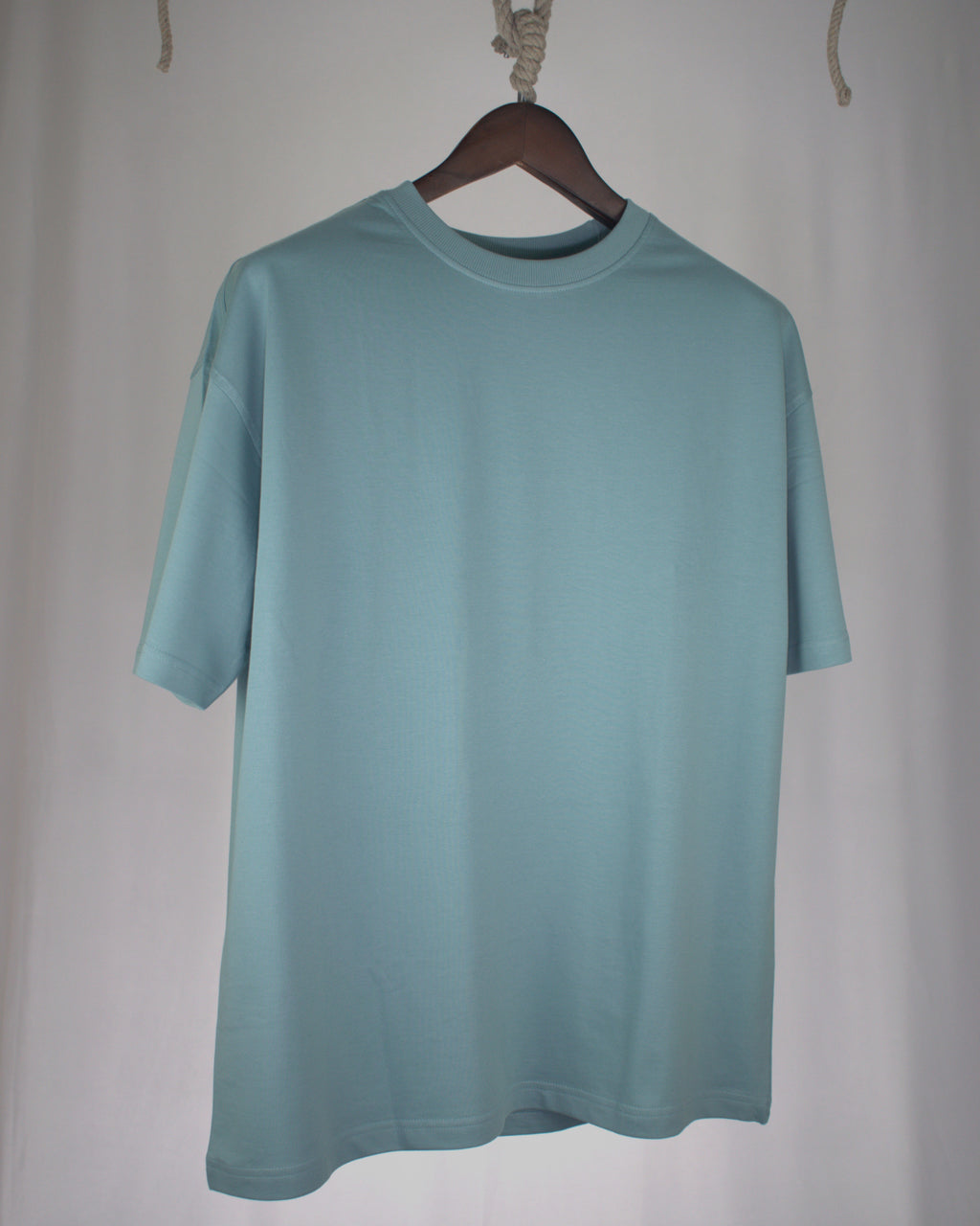 Signature Basics — Orversized T-Shirt (240 GSM)