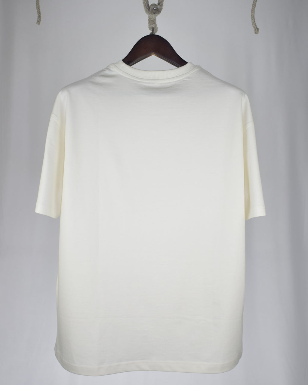 Signature Basics — Orversized T-Shirt (240 GSM)